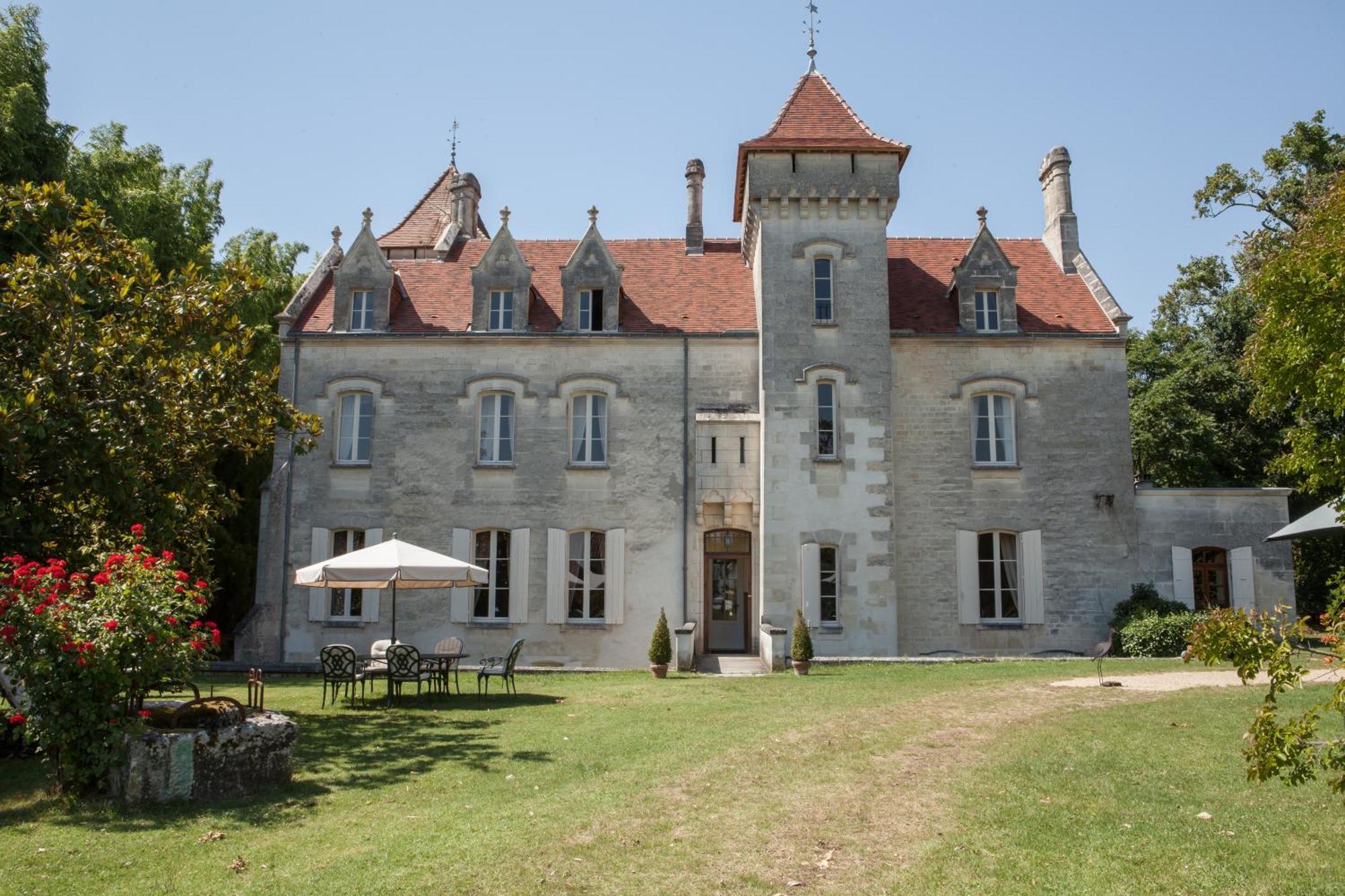 Chateau Des Salles Saint-Fort-sur-Gironde Exteriér fotografie
